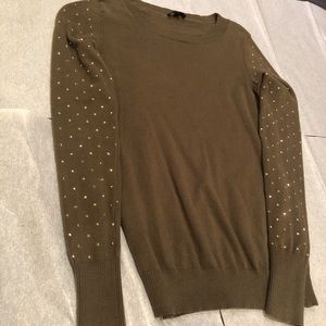 💚Express Olive Sweater w/ Sparkle Sleeves